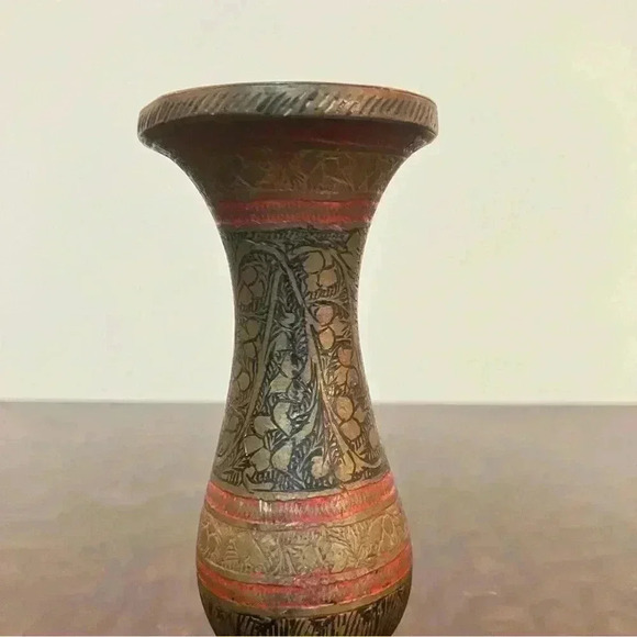 MCM ornate brass vase - Picture 2 of 10